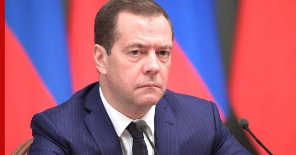 Медведев заявил об урегулировании с Украиной всех проблем по газу