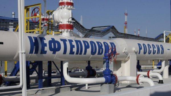 Лукашенко поручил в ближайшие дни начать поставку нефти из альтернативных источников