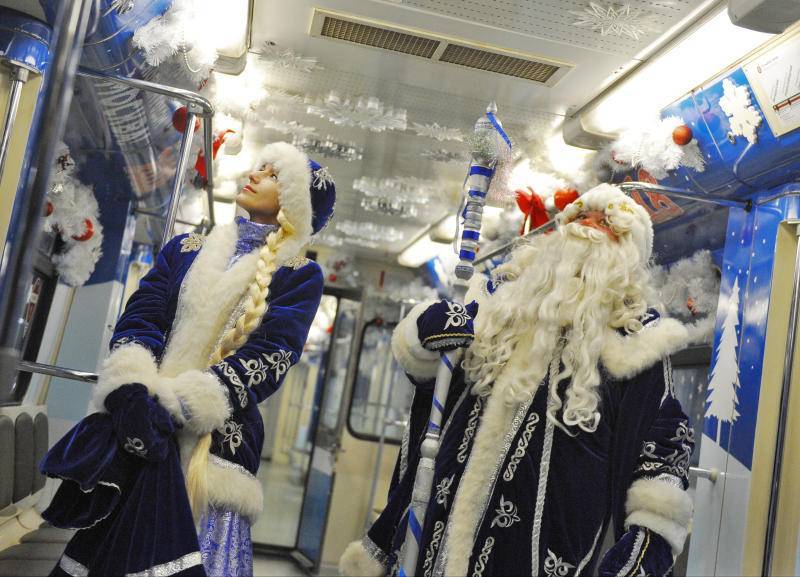 Городской транспорт Москвы будет бесплатно работать в новогоднюю ночь
