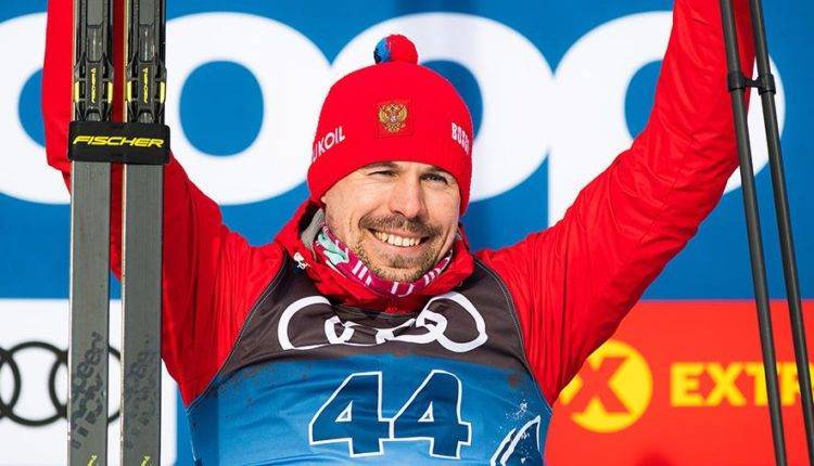 Лыжник Устюгов победил в гонке на 15 км на «Тур де Ски»