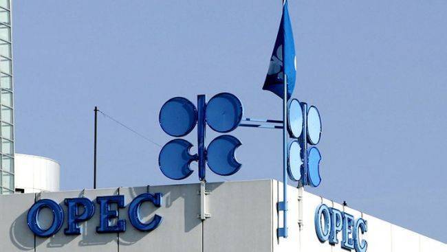 Соглашение по нефти ОПЕК+ перевыполнено в октябре почти вдвое
