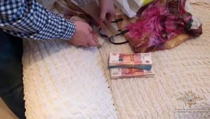 В Москве задержаны мошенники, похитившие у пенсионера 8 миллионов рублей