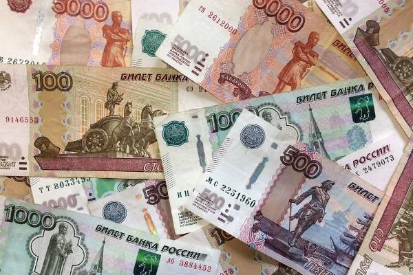 Власти Ленобласти утвердили бюджет на три года