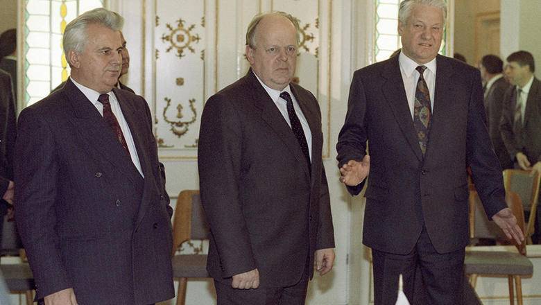 "Сообразили на троих": как подписывали Беловежское соглашение по ликвидации СССР