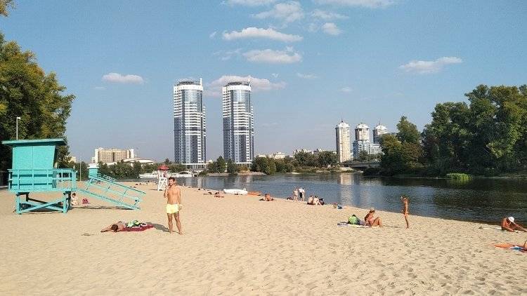 Городские пляжи Петербурга оборудуют для людей с ограниченными возможностями