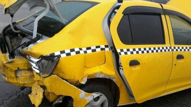 В России возросло число аварий с такси