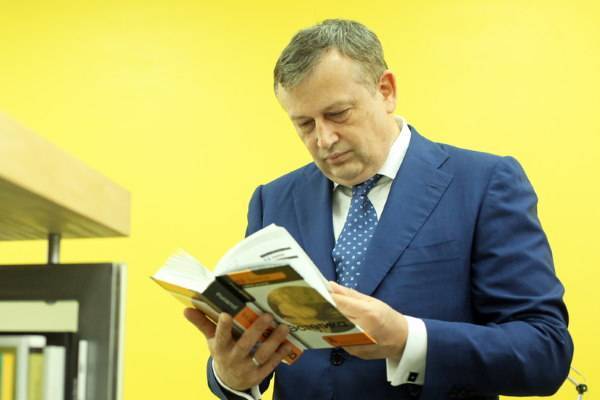 Политологи оценили перспективы Александра Дрозденко продлить полномочия в 2020 году
