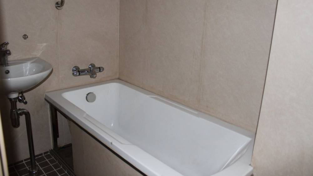 В Советске мужчина развратил восьмилетнюю падчерицу в ванной комнате