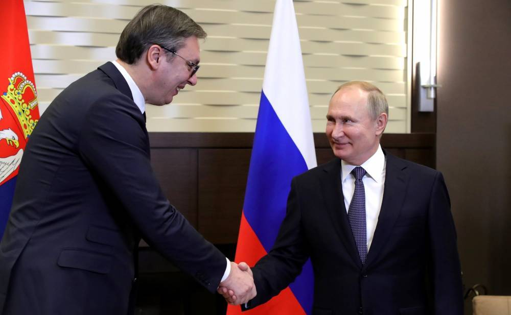 Почему президент Сербии не мог скрыть улыбки после переговоров с Путиным