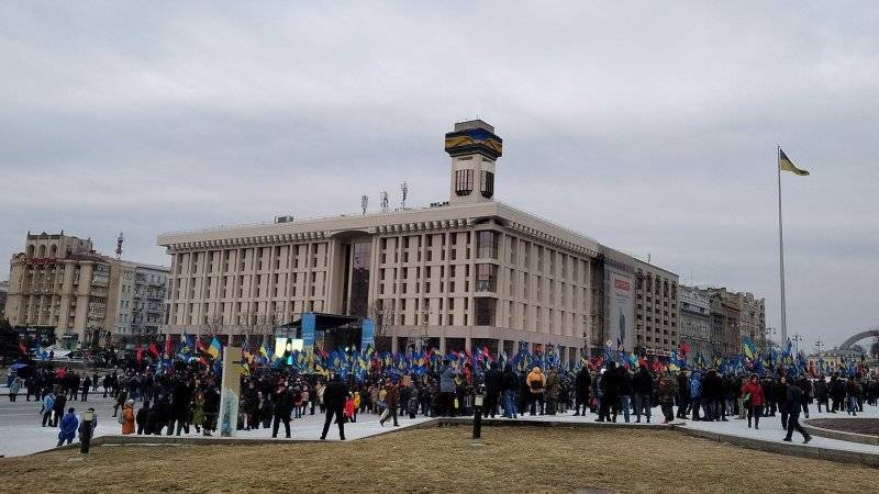Порошенко, Тимошенко и Вакарчук собирают новый майдан перед «нормандским саммитом»