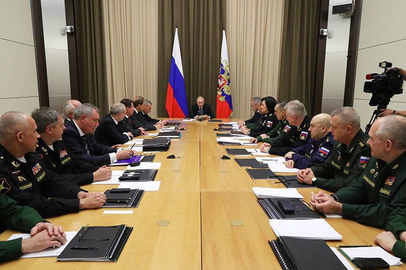 Путин: Россия выступает против милитаризации космоса