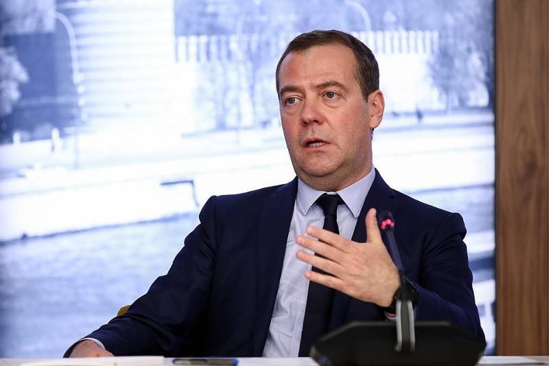 Интервью Дмитрия Медведева российским телеканалам 5 декабря 2019 года: прямая онлайн-трансляция