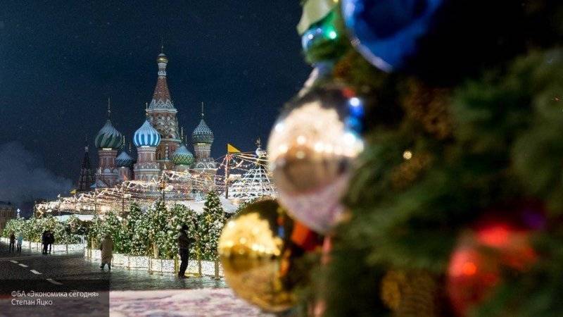 Россияне готовы потратить на новогодние каникулы по 18 тысяч рублей