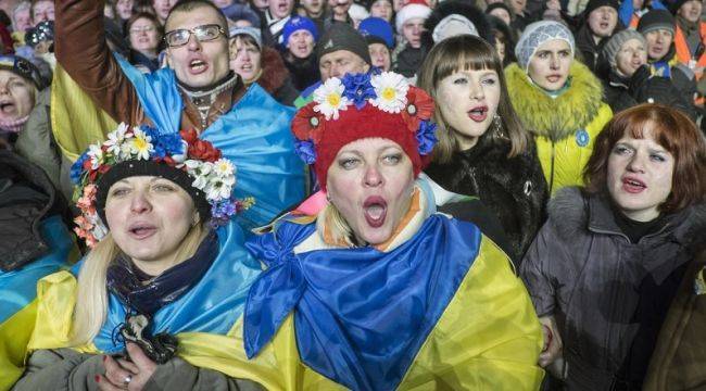 Оппозиция в Раде позвала украинцев на Майдан перед нормандским саммитом