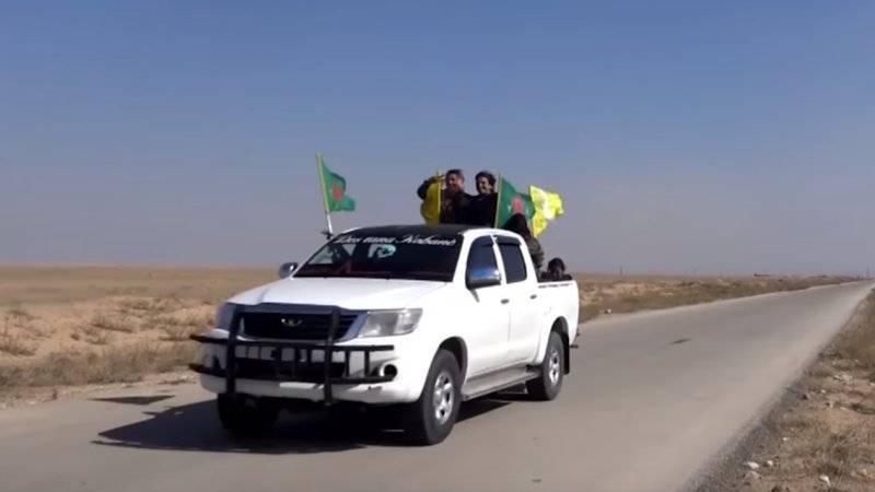 Курды из SDF предложили арабским племенам Сирии взятку за лояльность