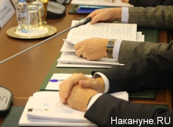 Три свердловских отделения партий получили предупреждения от Минюста: им грозит ликвидация
