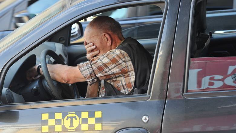 Россияне стали чаще жаловаться на работу такси