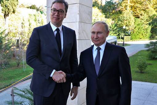 Дружба и вертолеты: Путин и Вучич обошлись без скандала