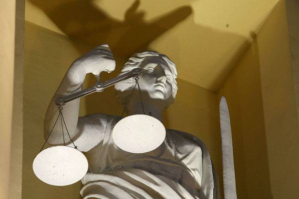 Судьи предложили наказывать СМИ за очернение правосудия – «Ведомости»