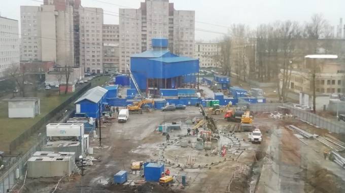Петербуржцам показали фотографии строительства вестибюля станции "Путиловская"
