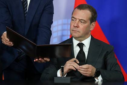Медведев охарактеризовал деловой климат в России