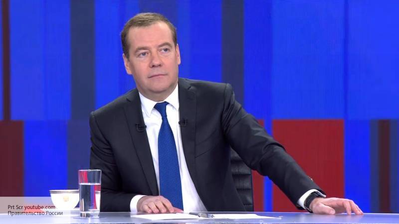Медведев назвал допинговый скандал бесконечным антироссийским сериалом