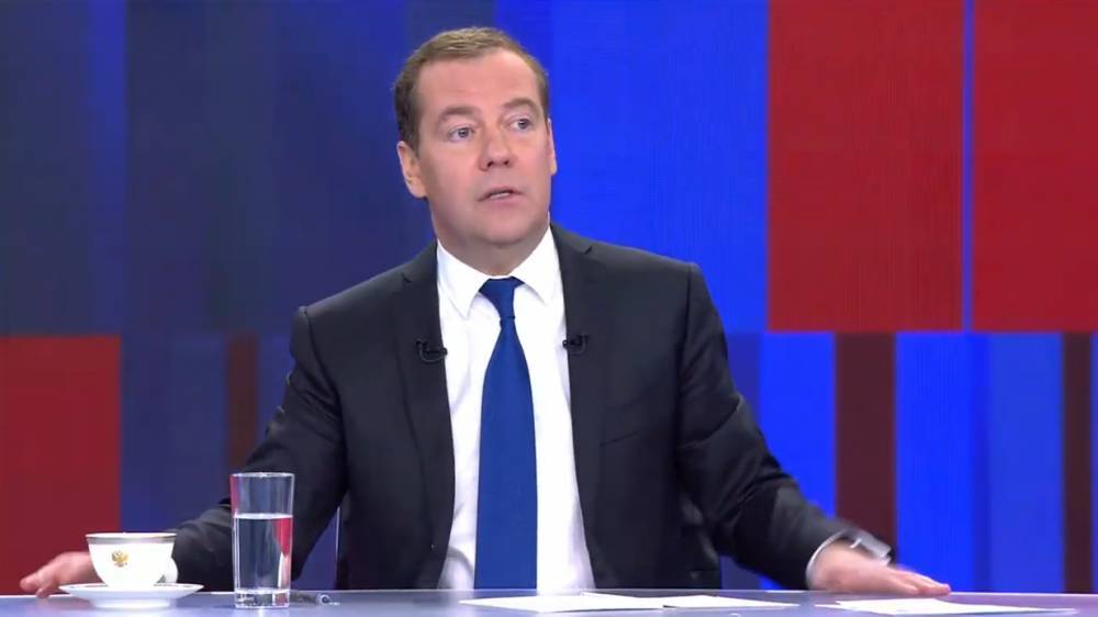 Медведев назвал самые сложные принятые решения