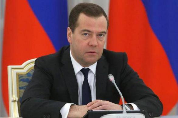 Медведев назвал решение о пенсионном возрасте необходимым