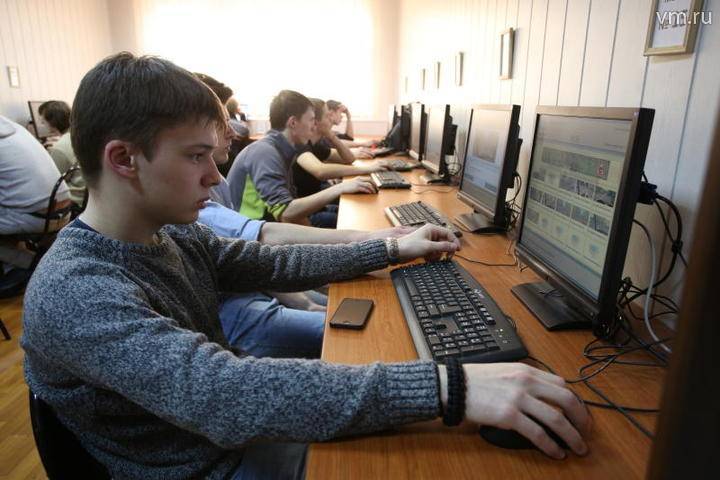 Теоретическую часть экзамена на права могут расширить в России