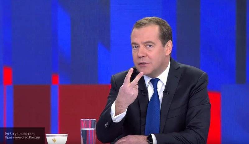 Медведев рассказал в итоговом интервью, как будет жить страна в 2020 году