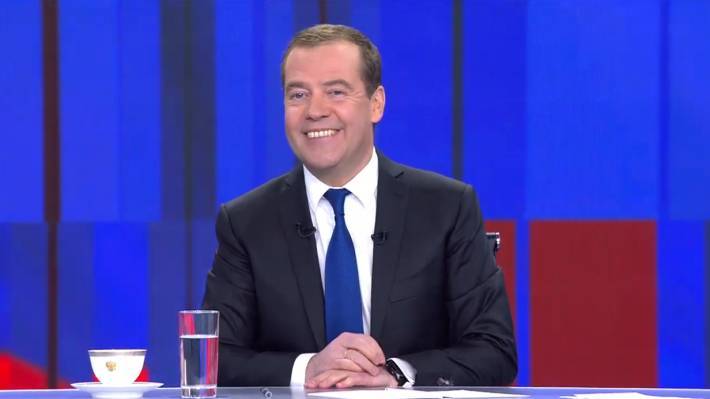 Эксперт оценил уникальную пресс-конференцию Дмитрия Медведева
