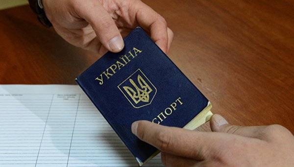 Украинцам хотят запретить въезд в Россию по внутреннему паспорту
