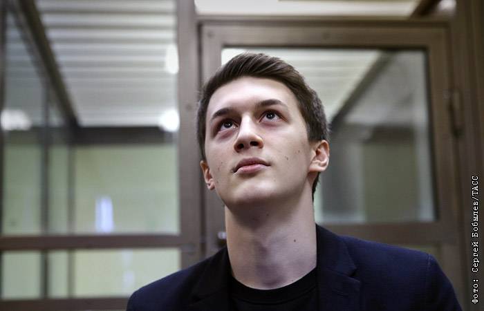Студент ВШЭ Жуков получил три года условно по обвинению в экстремистских призывах