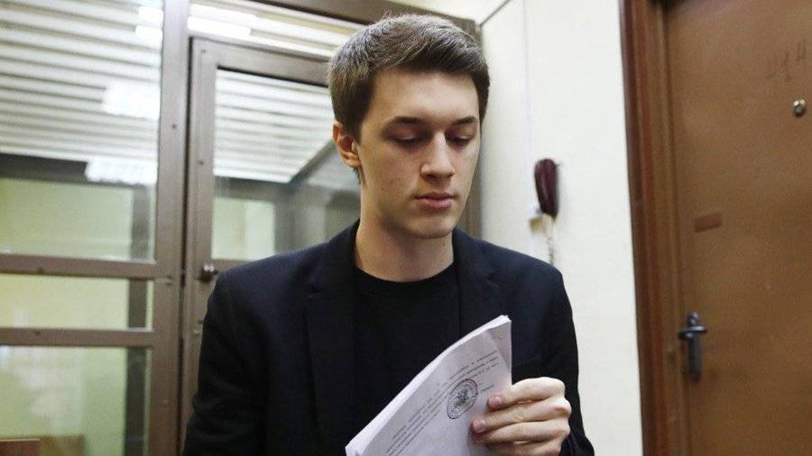 Студента ВШЭ Жукова приговорили к 3 годам условно за призывы к экстремизму