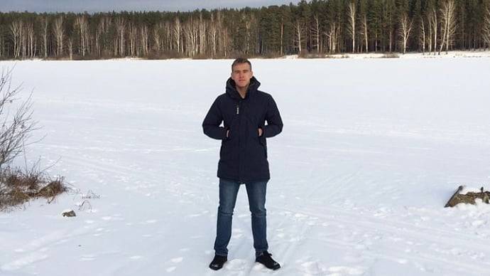 В Свердловской области студент спас школьника, провалившегося под лед