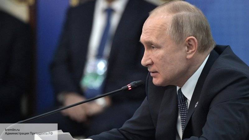 Путин проведет в Сочи переговоры с ведущим бизнесменом Германии