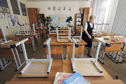 В Кремле увидели риски в идее Совфеда выравнять зарплаты учителей