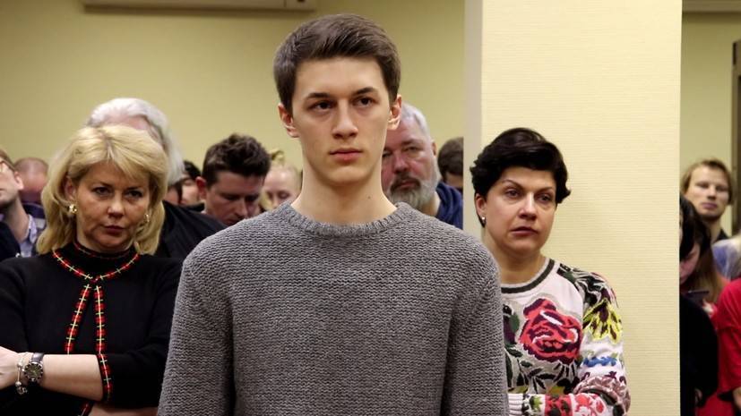 Студента ВШЭ Егора Жукова приговорили к условному сроку по делу об экстремизме — видео