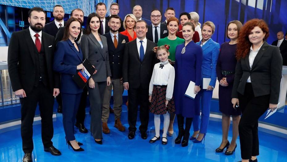 Вопросы Батрутдинова и Ивлеевой стали самыми цитируемыми в СМИ по итогам пресс-конференции Медведева