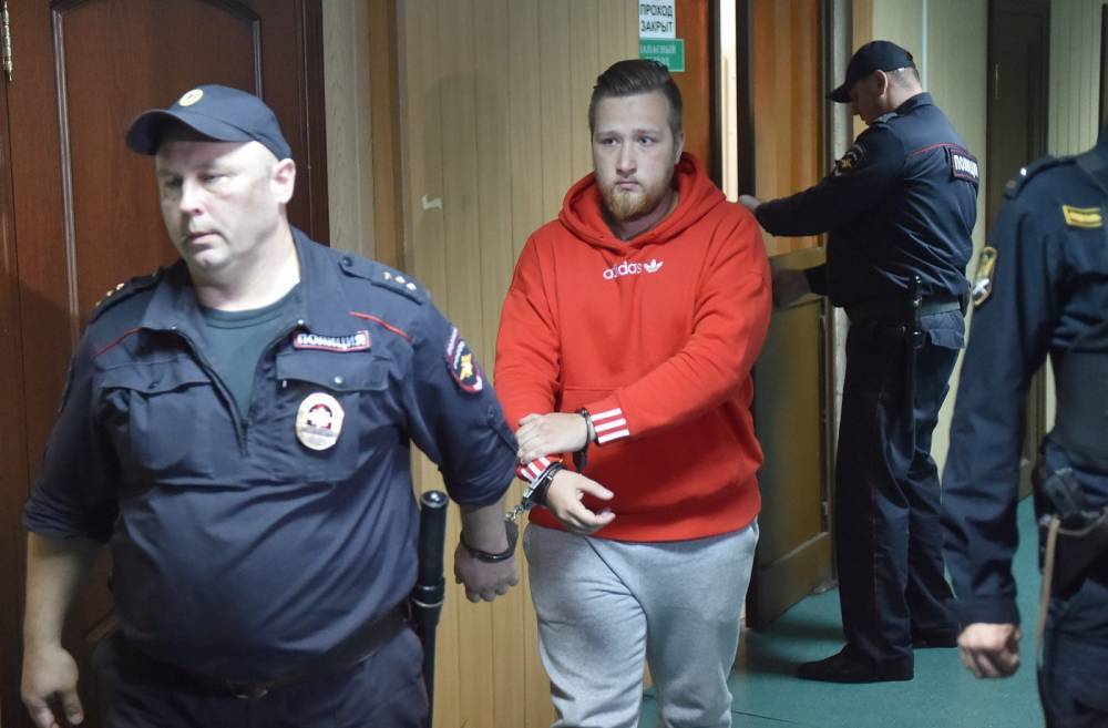 Экс-фигуранта «московского дела» Сергея Абаничева арестовали на 15 суток за акцию 27 июля. Его освободили от наказания из-за срока в СИЗО