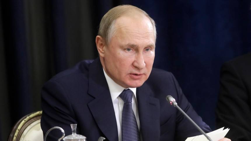 Путин надеется, что РФ и Украина найдут приемлемое решение по транзиту газа