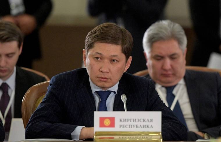 Суд приговорил экс-премьера Киргизии к 15 годам лишения свободы