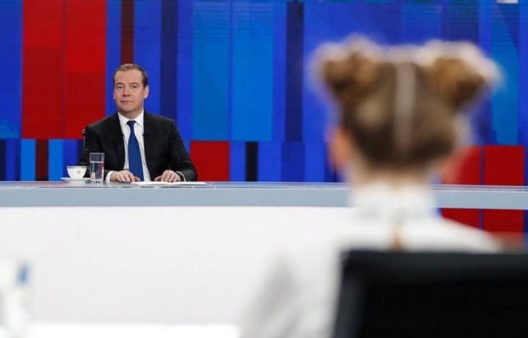 Дмитрий Медведев дал оценку интервью телеканалам