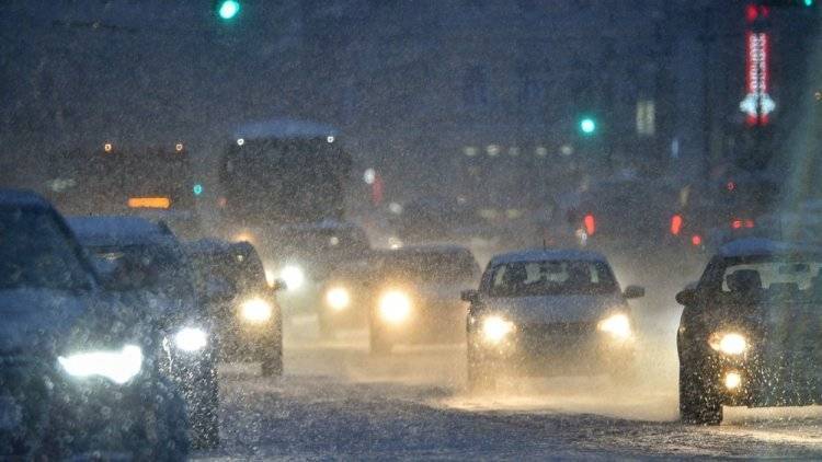 Водителей Алтайского края предупредили об ограничениях на дороге из-за бурана