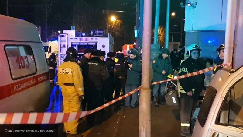 Автомобиль влетел в вестибюль МЦК на севере Москвы, погибли три человека