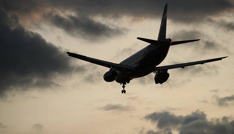 Самолет с четырьмя российскими детьми из Сирии приземлился в Москве