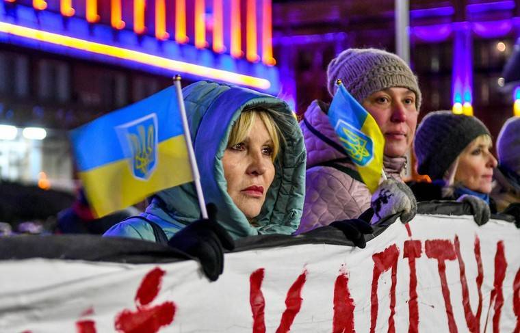 Медведев: Украина ещё может вернуться в СНГ
