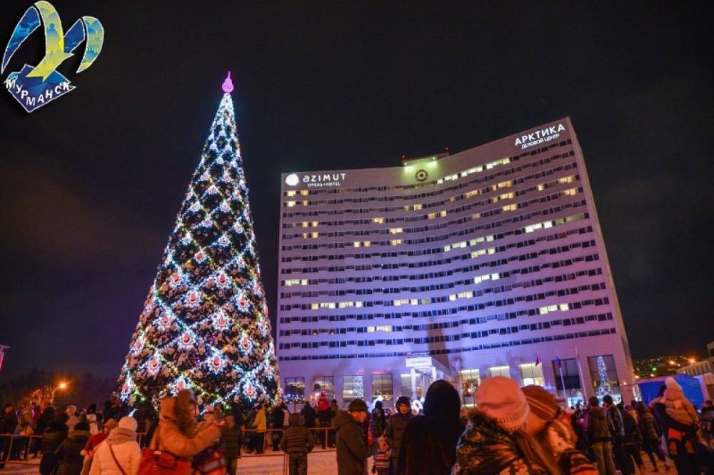 В Мурманске на площади перед ГДЦ «Арктика» откроют Главную городскую новогоднюю елку