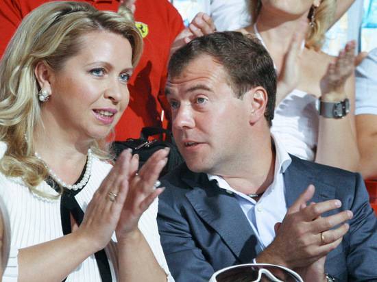 Пресс-секретарь прокомментировал «расследование» о жене Медведева