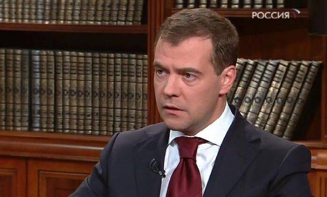 Медведев: Киев должен принять «нулевой вариант» по транзиту газа
